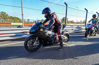 donington-no-limits-trackday;donington-park-photographs;donington-trackday-photographs;no-limits-trackdays;peter-wileman-photography;trackday-digital-images;trackday-photos